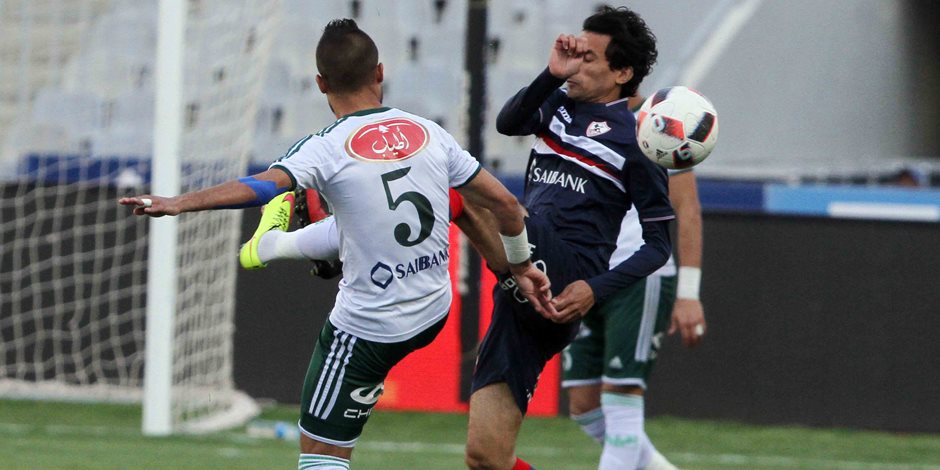 مشادة لفظية بين حسام حسن وجماهير الزمالك مشادة لفظية بين حسام حسن وجماهير الزمالك