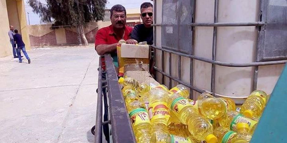 ضبط زيوت وألبان غير صالحة للاستهلاك الآدمي ببئر العبد في شمال سيناء (صور)