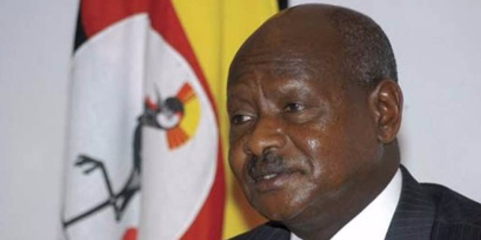 رئيس أوغندا يغادر القاهرة عقب لقاء الرئيس السيسي 