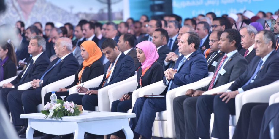 الرئيس في مؤتمر الشباب: «كل أبناء مصر يضحون من أجلها»