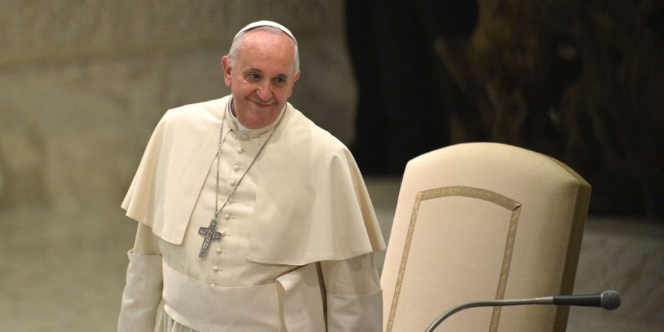 بابا الفاتيكان: أفكر في ضحايا الإرهاب المصريين وتعازي لشهداء الكنائس