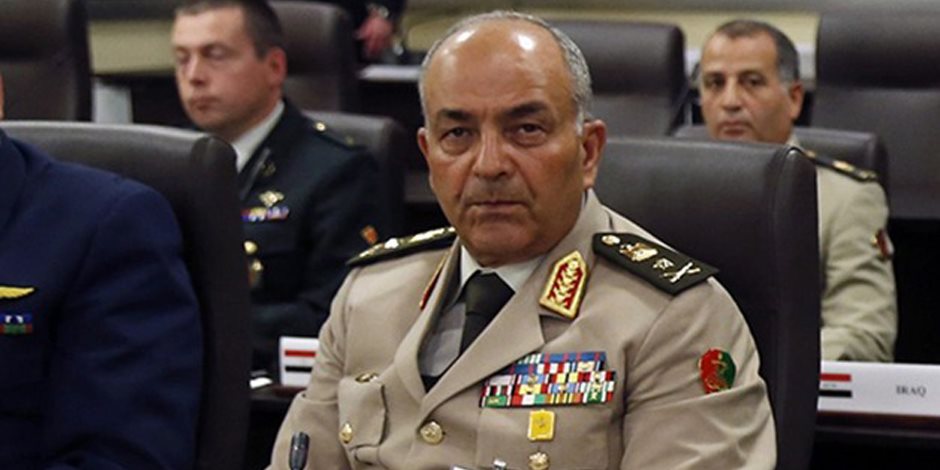 رئيس الأركان يلتقي المبعوث الأممي لدعم ليبيا خلال زيارته إلى مصر
