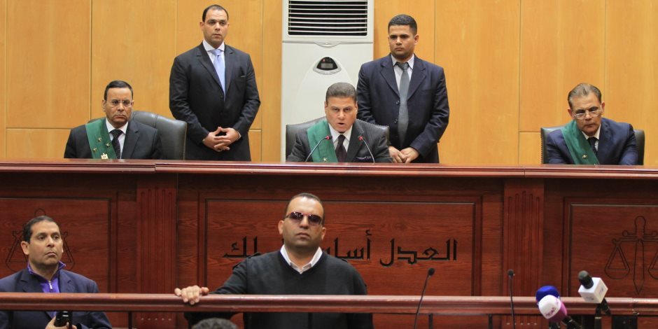 تأجيل نظر محاكمة 3 متهمين بقتل مجند شرطة في محمد محمود لـ 23 أكتوبر