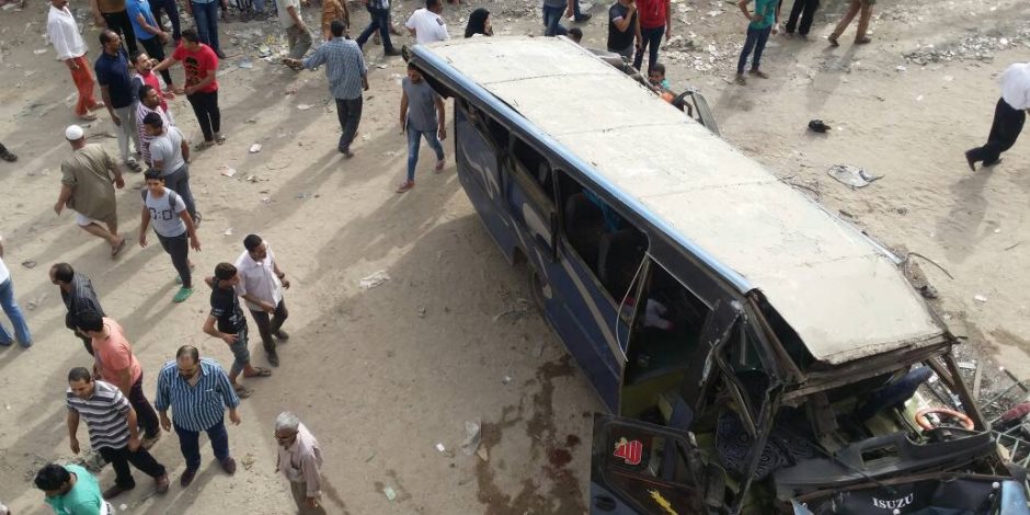 الصحة: 23 مصابا في حادث انقلاب أتوبيس بطريق القاهرة- الفيوم
