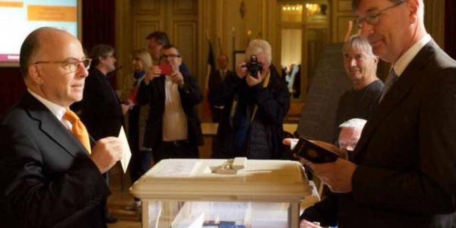 رئيس الوزراء يدلي بصوته في الانتخابات الفرنسية