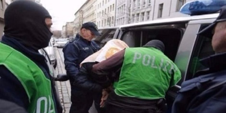 السلطات الألمانية تعثر على 12 مهاجرًا لدى اختبائهم داخل قطار شحن