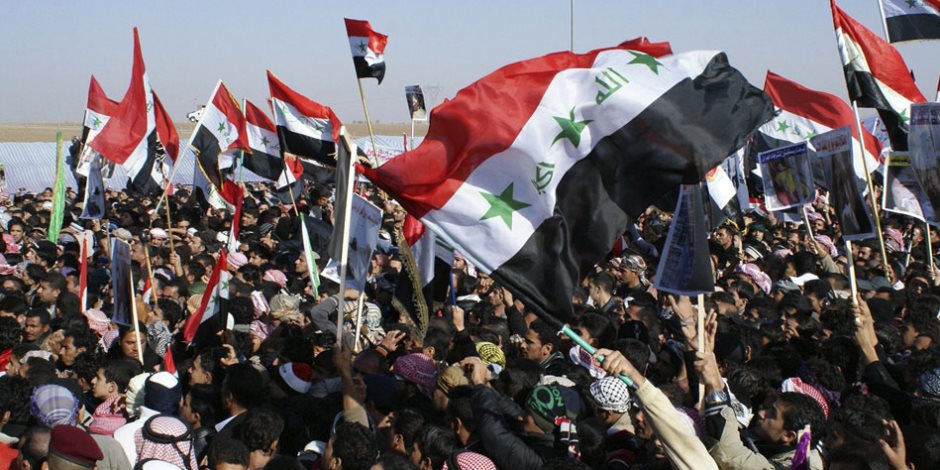 قوانين إيرانية في العراق تعيد استنساخ "دولة الفقيه"