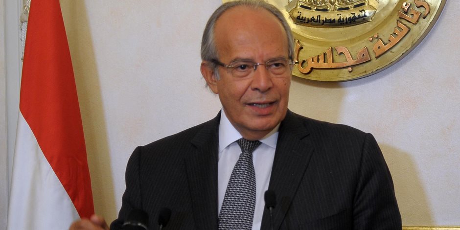  وزير التنمية المحلية يضع حجر الأساس لسوق التونسي الجديد