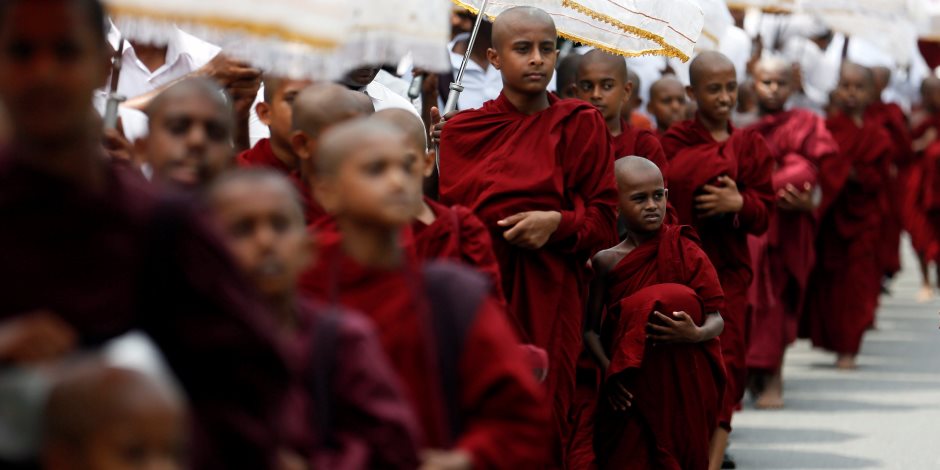 عاجل.. انطلاق المهرجان البوذي الشعبي احتفالا بذكرى ولادة بوذا (صور)