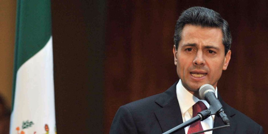 رئيس المكسيك يكتب إلى دى كابريو على تويتر بشأن دلافين