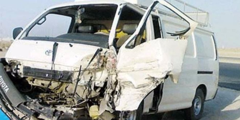 الصحة: وفاة وإصابة 12 مواطنا في حادث انقلاب سيارة بالسويس