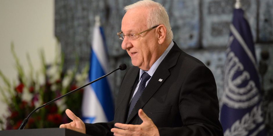 الرئيس الاسرائيلى يخفف القيود المفروضة على أولمرت 