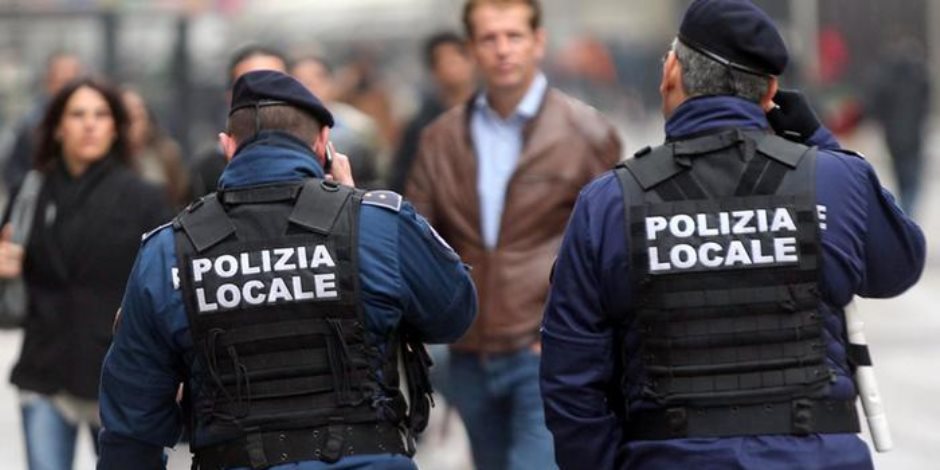 إصابة شرطيين في عملية طعن جديدة بمحطة ميلانو