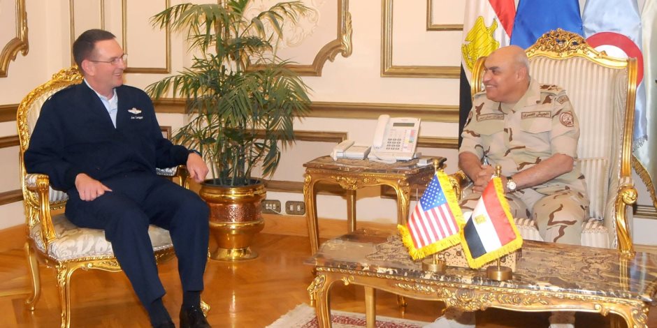 وزير الدفاع ورئيس الأركان يلتقيان قائد الحرس الوطني الأمريكي وزير الدفاع ورئيس الأركان يلتقيان قائد الحرس الوطني الأمريكي