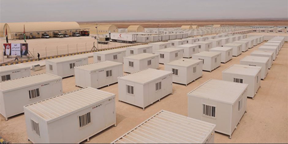 مفوضية اللاجئين بالأردن تدشن محطة للطاقة الشمسية فى مخيم الأزرق للاجئين السوريين مفوضية اللاجئين بالأردن تدشن محطة للطاقة الشمسية فى مخيم الأزرق للاجئين السوريين