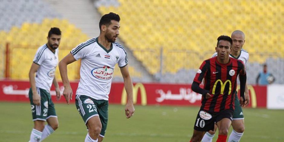 الشوط الأول.. التعادل الإيجابي يحسم مباراة المصري والداخلية (فيديو)