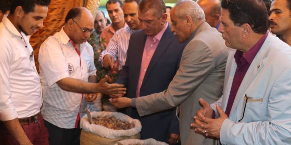 محافظ كفر الشيخ يفتتح معرض «أهلا رمضان» بدسوق ومنتجات برنامج «مشروعك» (صور)