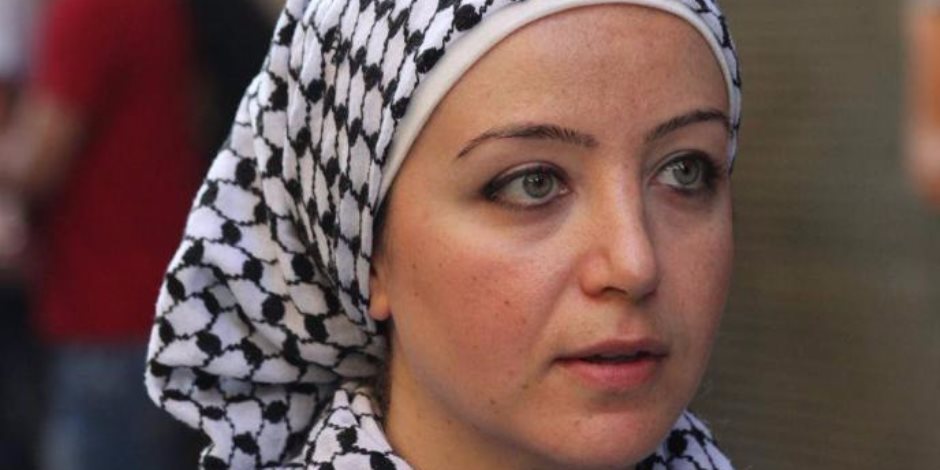 صحفية سورية تفوز بجائزة "بيتر ماكلير"