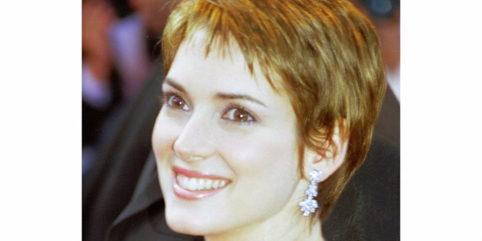 بالصور أبرز وأغرب تسريحات الشعر في مهرجانات "كان" الفائتة   بالصور أبرز وأغرب تسريحات الشعر في مهرجانات "كان" الفائتة