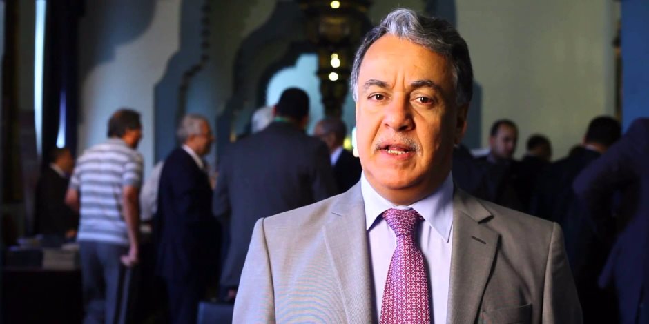 رئيس الوحدة الاقتصادية العربية يندد بغلق اﻷقصى