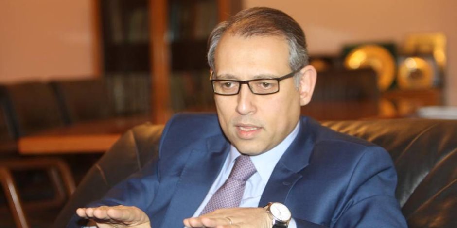 سفير مصر لدى لبنان يلتقي وزير العمل اللبناني وقيادات سياسية ودينية