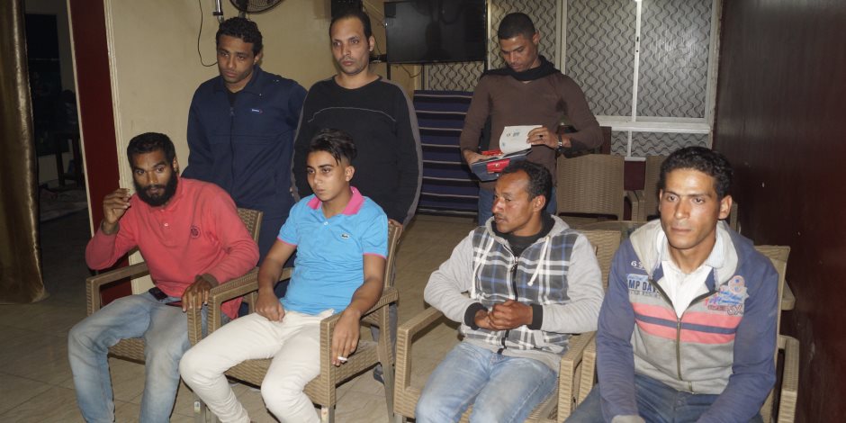 أشعرته باليتم فطالبها بترك مكانها.. حسن لوزيرة التضامن: «سيبي مكانك لو مش قادرة على الناس الوحشين في دار الأيتام» (صور)