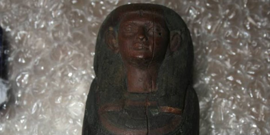ضبط محاسب يتاجر في الآثار الفرعونية بأبو النمرس 