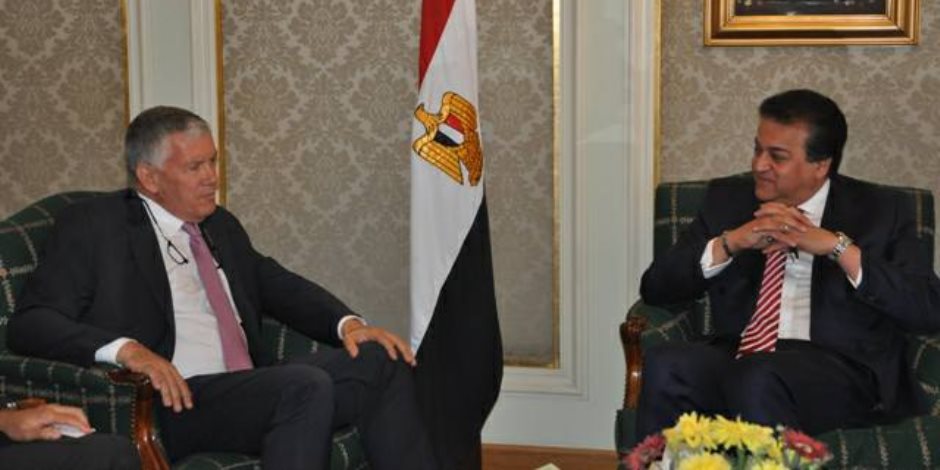 وزير التعليم العالي والبحث العلمي يستقبل السفير الفرنسي بالقاهرة
