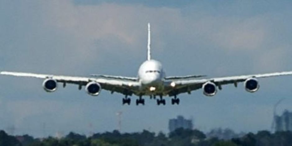 طائرة إماراتية تهبط اضطراريا فى أستراليا