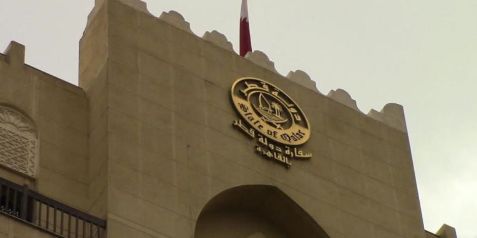 تذكرة عودة لمصر.. سفير قطر يستبدل علم الدوحة في الجامعة العربية (التفاصيل الكاملة)