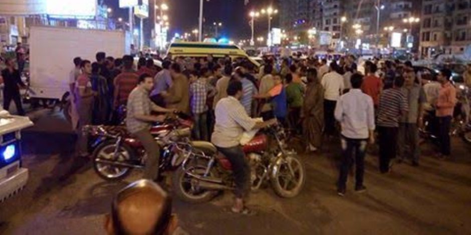 وفاة سائق بشكل مفاجئ في إشارة مرور بميدان الثقافة بسوهاج
