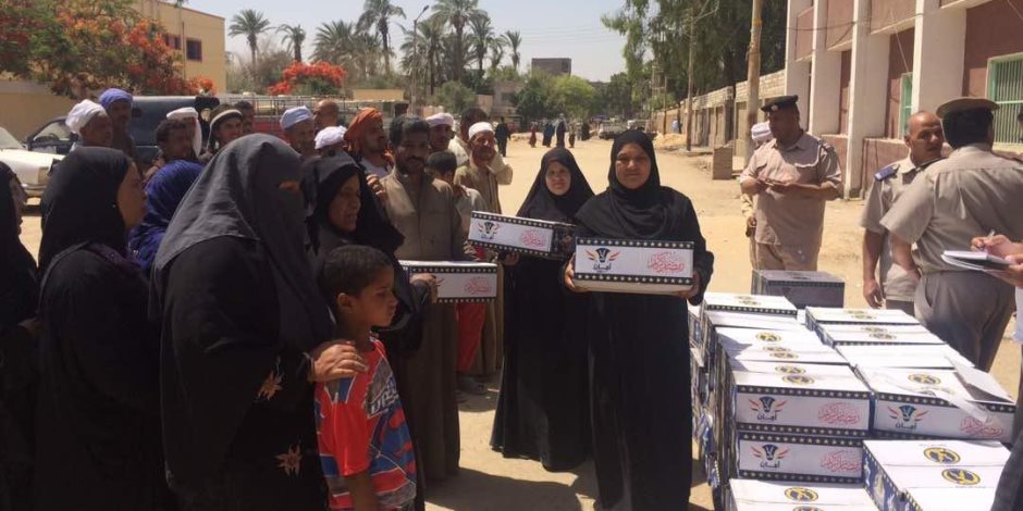 شباب الخير  توزع 100 شنطة رمضانية على الأسر المستورة في غرب سيناء