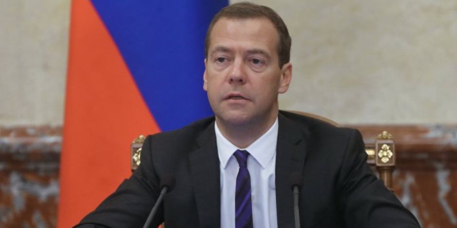 ميدفيديف يدعو المجتمع الدولي لتنحية الخلافات وتوحيد الجهود للقضاء على داعش