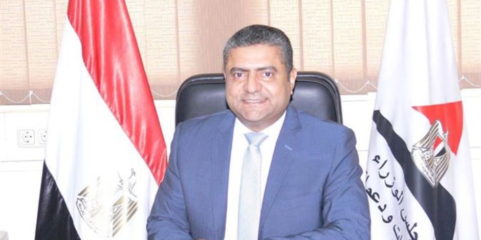 رئيس مركز المعلومات:توزيع كتاب وصف مصر لعام 2017 على الوزراء والمحافظين الأسبوع الجارى