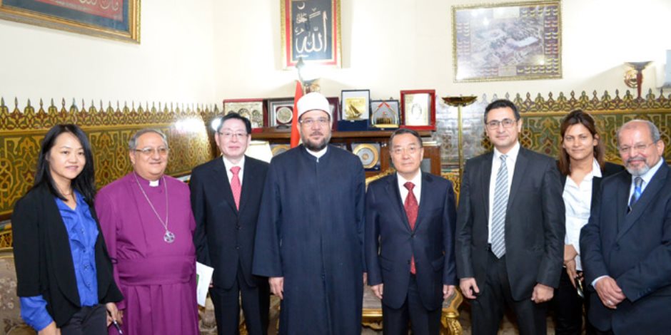 مختار جمعة يلتقي بوزير الشئون الدينية الصينية لتعزيز التعاون بين البلدين