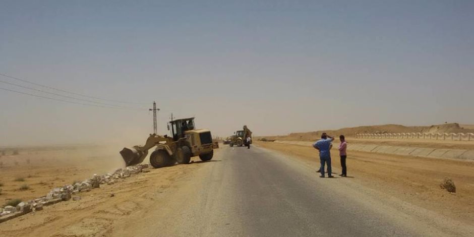 إزالة مزرعة النائب سعيد حساسين بأراضي أملاك الدولة في الفيوم (صور)