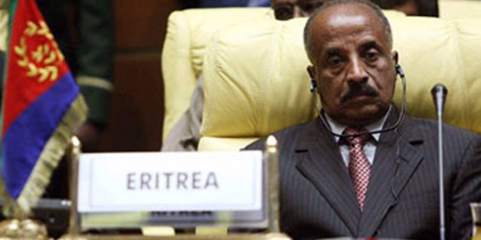 وزير الخارجية يتلقى رسالة تعزية من نظيره الإريتري في حادث المنيا الإرهابي