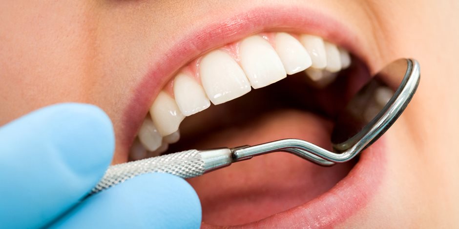 هل تعاني من صدع الأسنان؟.. تعرف على الأسباب وطرق الوقاية