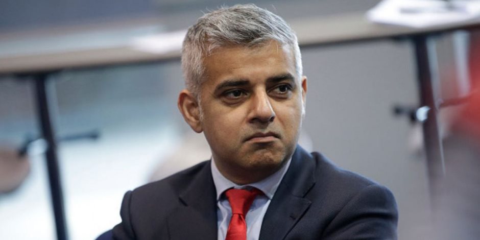 رئيس بلدية لندن: تهديدات الشركات بالخروج من العاصمة البريطانية ليست جوفاء