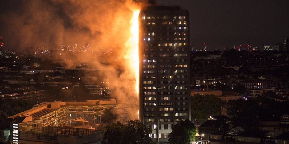 نقل 30 مصابا في حريق برج لندن السكني إلى مستشفيات المدينة