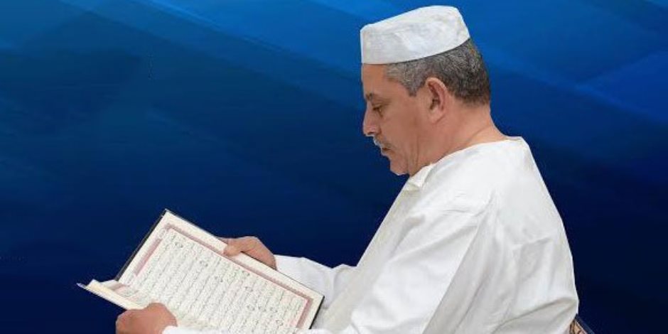 السوريون يقتحمون مجالات جديدة.. ابتكار سجادة صلاة للمرضى وأصحاب الوزن الزائد