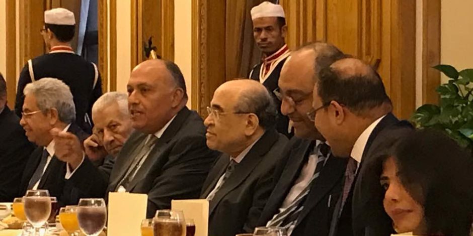 في حضور مكرم والفقي.. سامح شكري: شروط العفو عن قطر ضرورية لحماية أمننا القومي في حضور مكرم والفقي.. سامح شكري: شروط العفو عن قطر ضرورية لحماية أمننا القومي