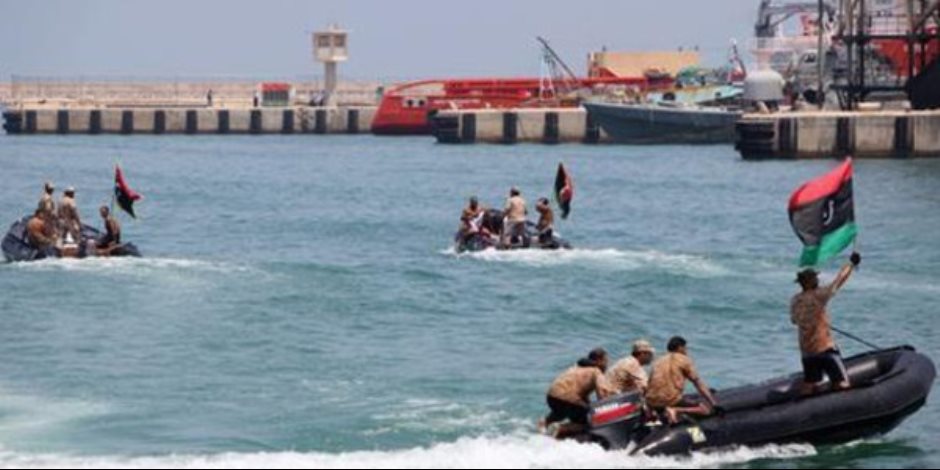 اعتراض أكثر من 500 مهاجر على متن 4 قوارب قبالة السواحل الليبية