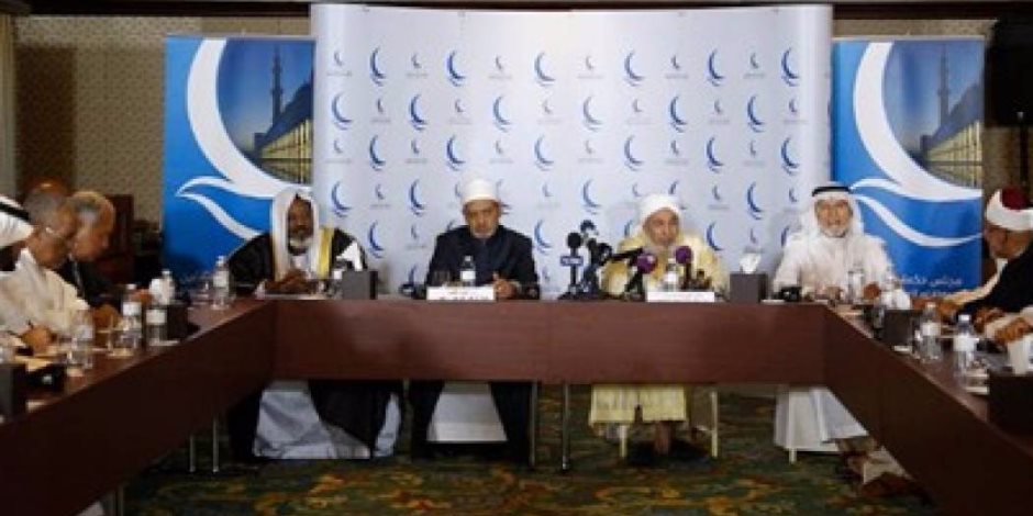 مجلس حكماء المسلمين يدين الحادث الإرهابي في باريس