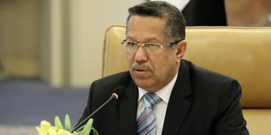 رئيس الحكومة اليمنية يعلن «انتهاء الأزمة» مع الإمارات في سقطري