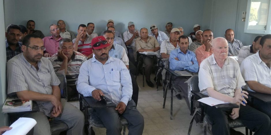 الإرشاد الزراعي بالبحيرة يستضيف اجتماع القومية لإنقاذ القطن المصري