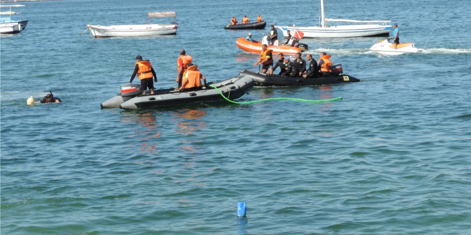 عرض تدريبي لقوات الإنقاذ النهري والبحري في الإسكندرية  (صور )