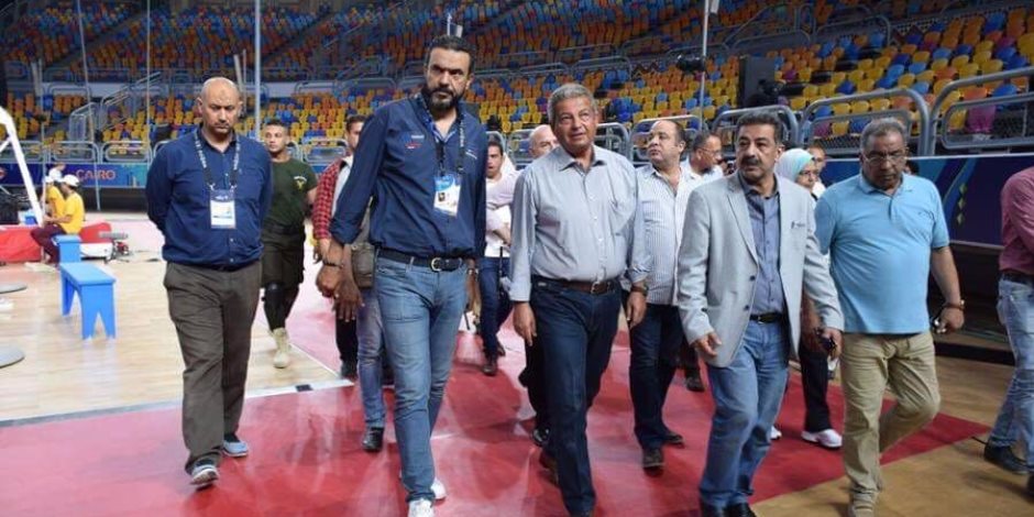 وزير الرياضة يطمئن على الاستعدادات النهائية لمونديال كأس العالم لشباب السلة (صور)