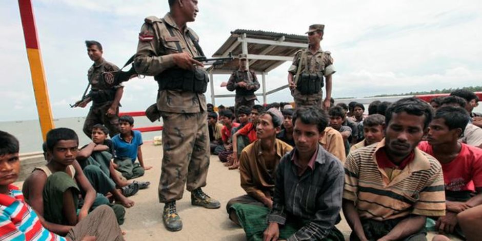 بورما تقول إن 58 لاجئا من الروهينغا عادوا الى اراضيها طوعا