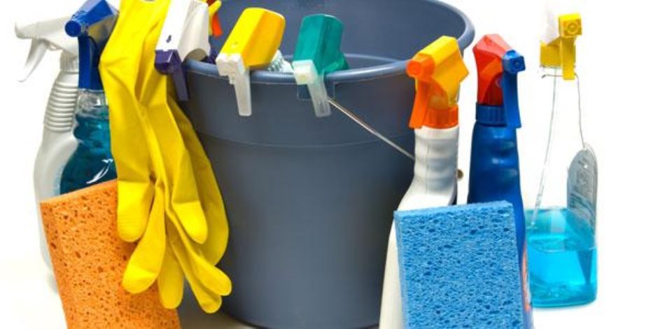 انسى الطرق التقليدية وتعرفى على حيل مبتكرة تساعدك على تنظيف أدوات بالمنزل